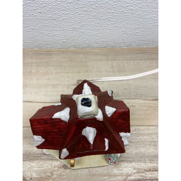 Vtg 1991 Christmas Valley East Market Union Illuminated Porcelain Building - Picture 10 of 16